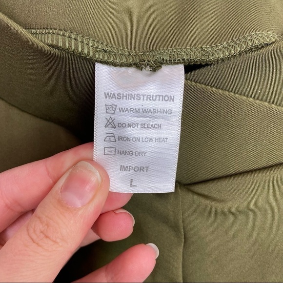 Green scrunchy butt womens‎ size large - Picture 8 of 8